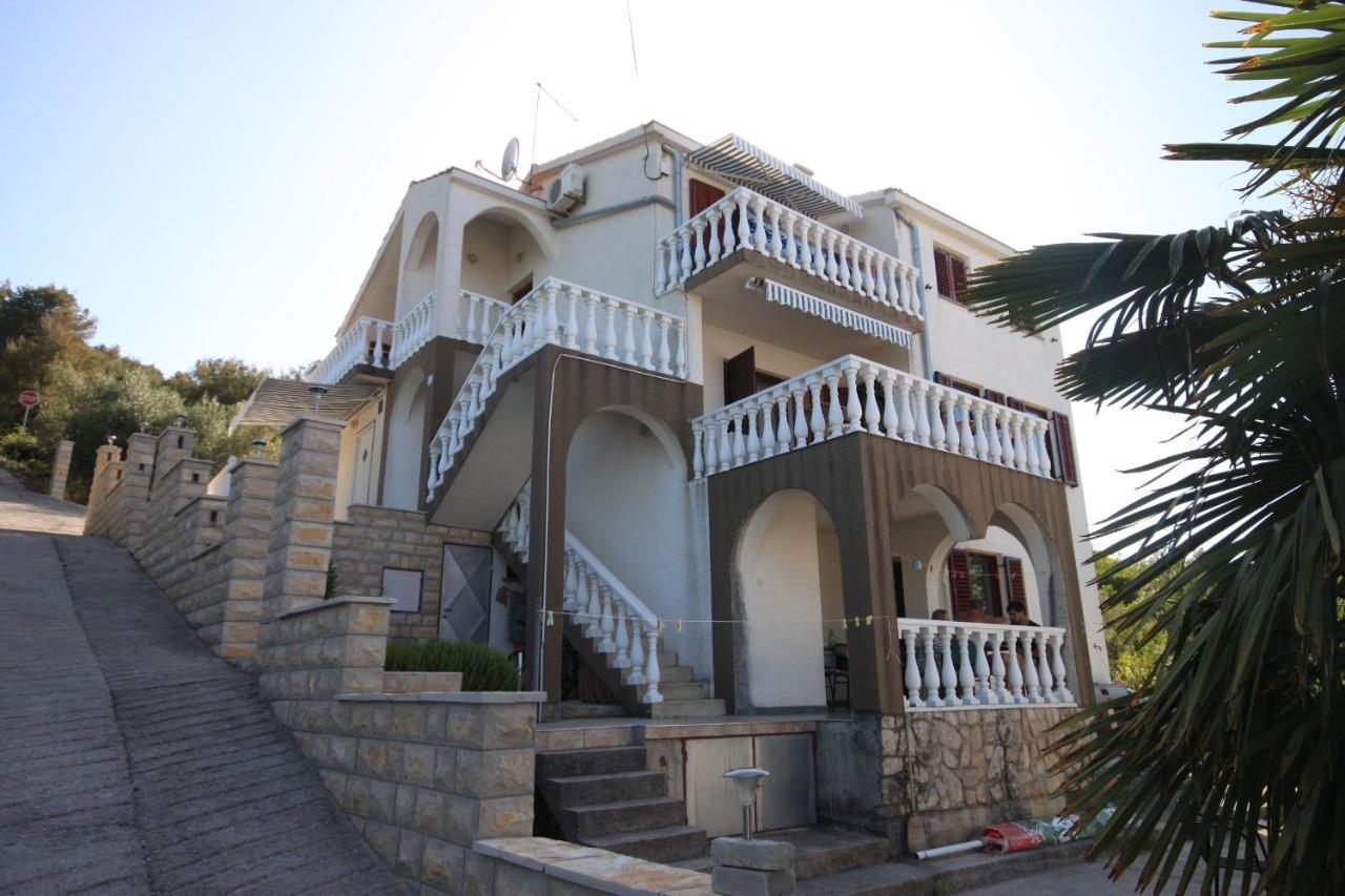 Apartments By The Sea Kali, Ugljan - 8202 Dış mekan fotoğraf